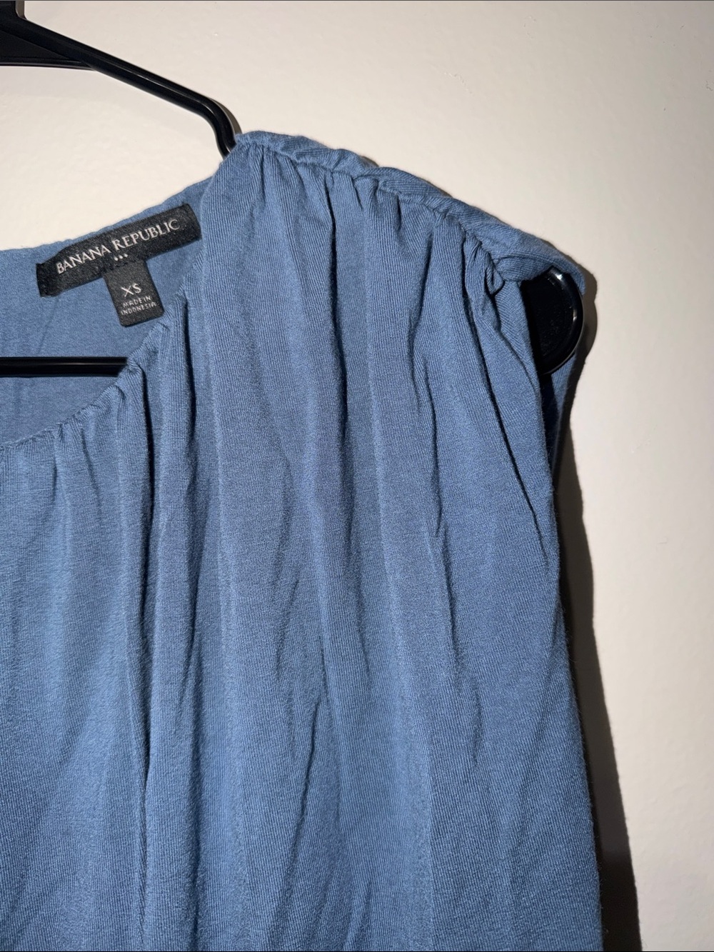 Banana Republic Sleeveless Cap Shoulder Blouson Blouse - Picture 4 of 9